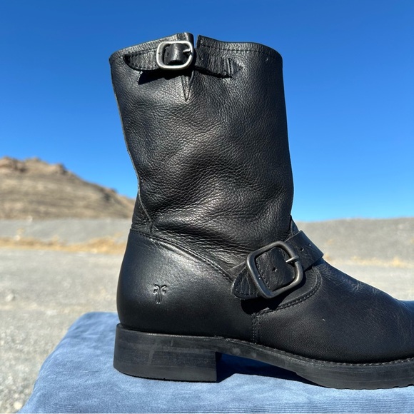 FRYE VERONICA SHORT Boot -Black with Silver Hardware - Picture 15 of 15